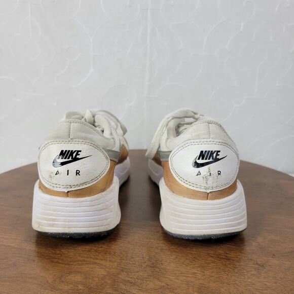 Nike Air Max SC Women's 8 White Metallic Marathon Running Lightweight CW4554-107 - Picture 5 of 13